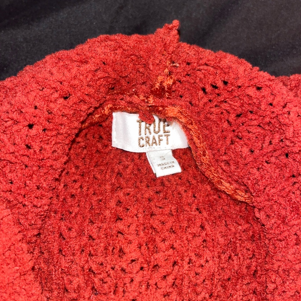 Cozy Rust-Red Sweater - Picture 2 of 3